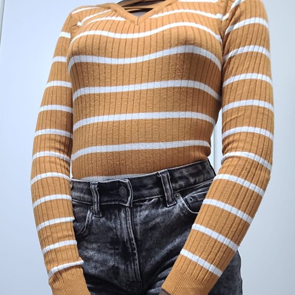 Printed long sleeves tee - Picture 1 of 3